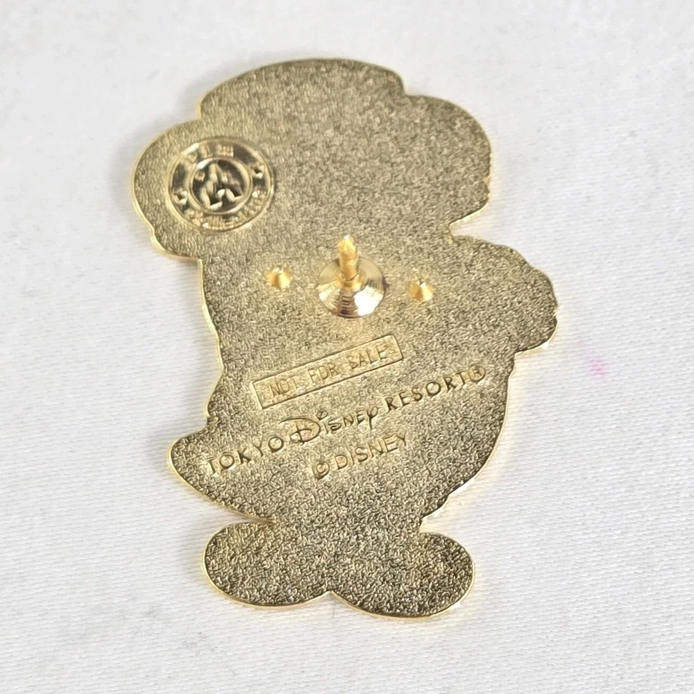Disney‎ Resort Japan Mickey Mouse Halloween Mask Pin Badge Rare
